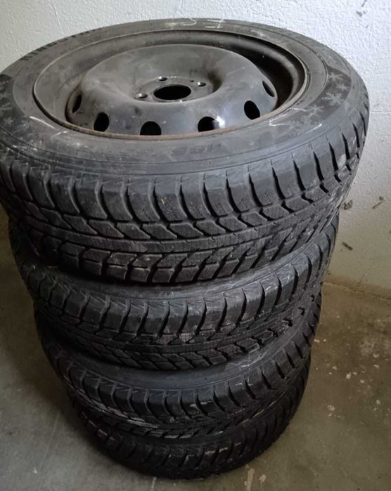 Roti Logan iarna, echilibrate; Bucuresti; 1600 Lei, preluare directa