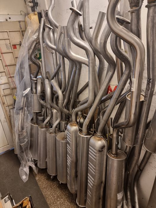 Toba finala intermediara saxofon marca Toyota