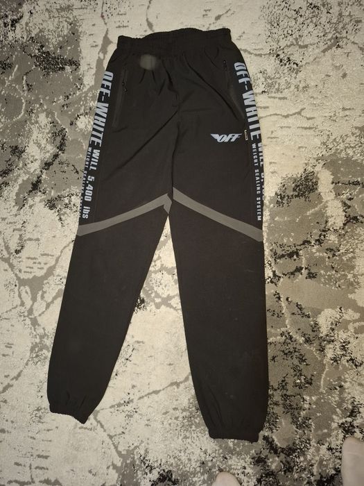 Трико off-white продам