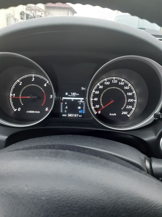 Vand MITSUBISHI ASX 2011,pret 5500 Eur