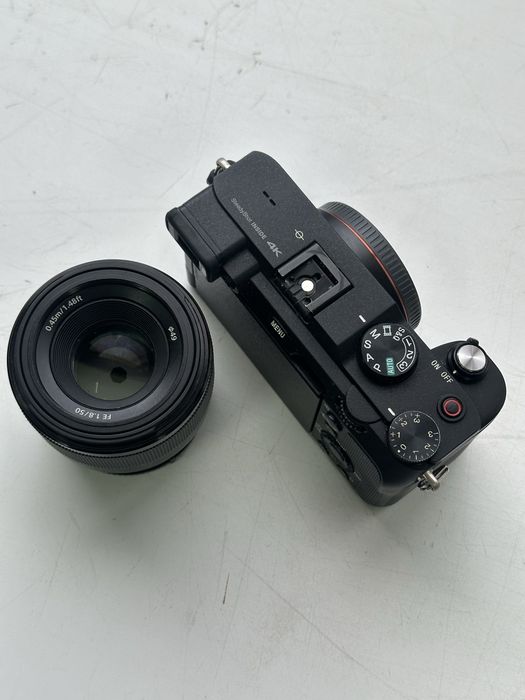 Продается Sony a7 C