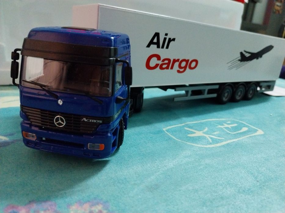 КАМИОНИ 1.50 трактор