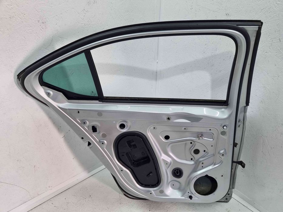 Usa stanga spate Skoda Superb III (3V3) [Fabr 2015-prezent] LA7W