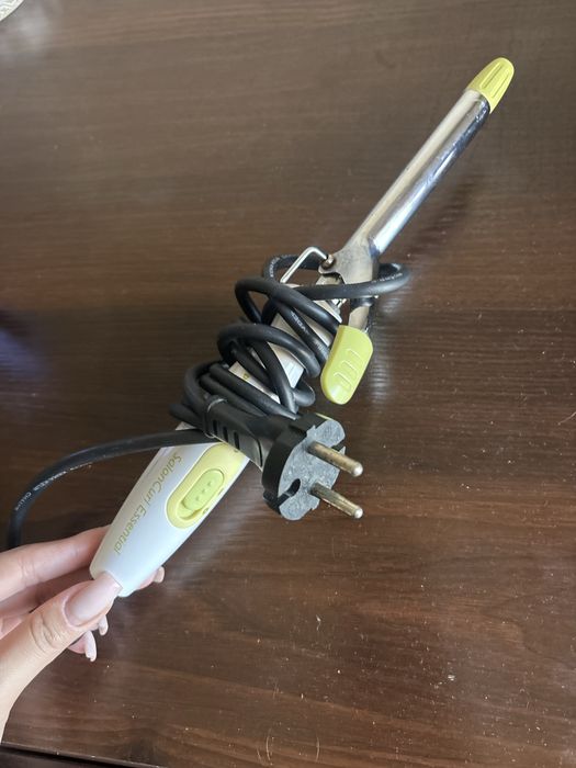 Круглая плойка для волос