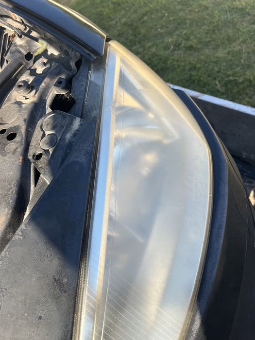 Faruri renault megane 2 in stare buna!