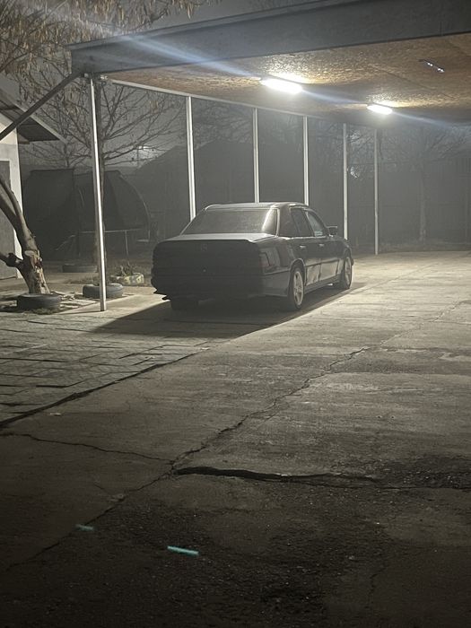 Мерседес Е 280 автомат