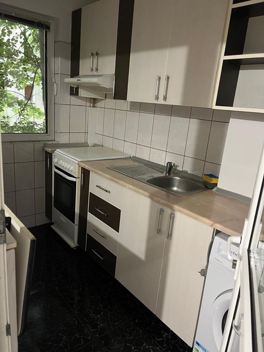 Apartament de inchiriat + loc de parcare inclus