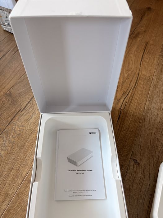 Sterilizator UV Samsung cu incarcare wireless