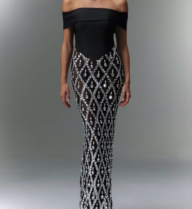 Rochia Masaka - Bella Barnett