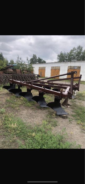 Продам Плуг ПН - 5 - 45