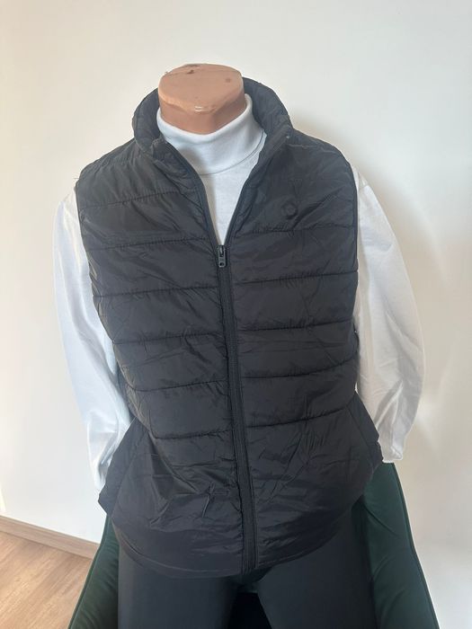 Vand vesta pt barbati