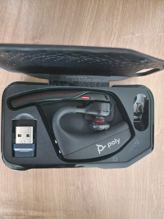 Casca Bluetooth Poly Voyager 5200 UC
