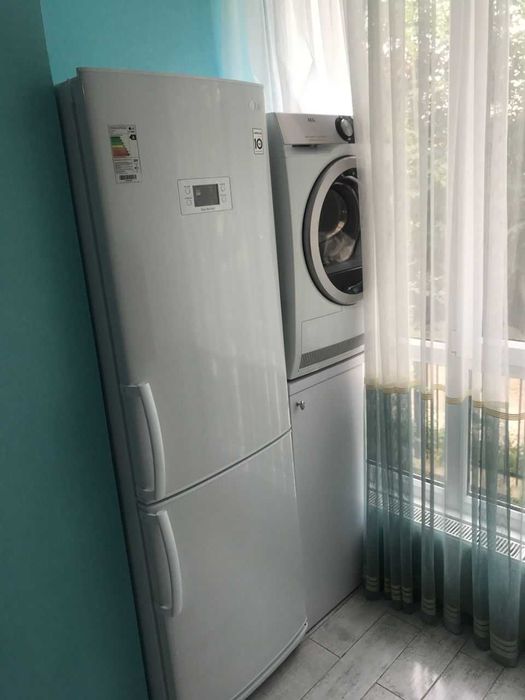 Дава се под наем Едностаен апартамент в София, Изток - 48 кв.м за 350 € - Снимка #3