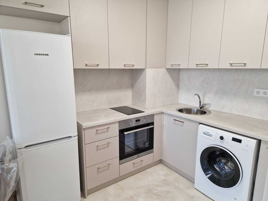 Дава се под наем Двустаен апартамент в София, Малинова долина - 55 кв.м за 650 € - Снимка #2