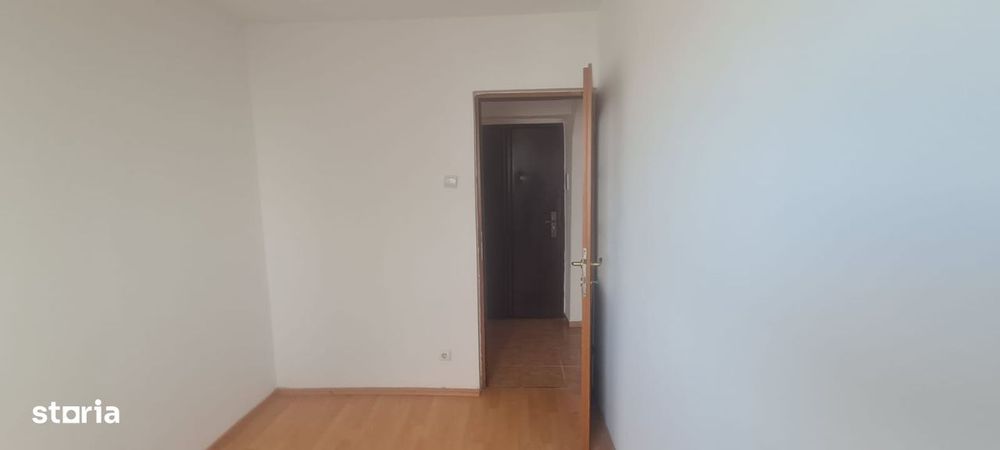 SC VIMAK Imobiliare vinde apartament 3 camere