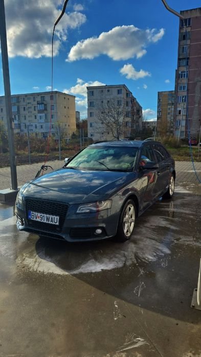 Vand sau Schimb Audi A4 B8 Avant – Gri • 2010 • 2.0 TDI • Automat