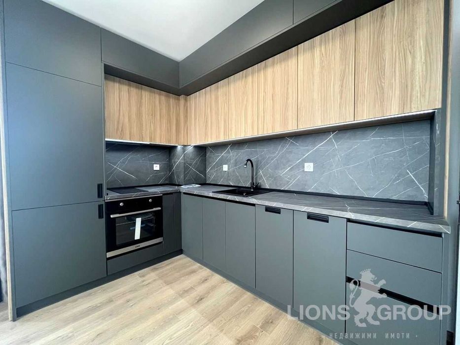 Продава се Тристаен апартамент в Варна, м-т Пчелина - 80 кв.м за 2838 €/кв.м - Снимка #5