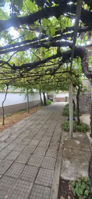 Етаж от къща под наем в с. Бенковски, обл. Пловдив