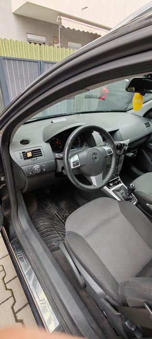 Opel astra H 1.7 CDTI 125CP