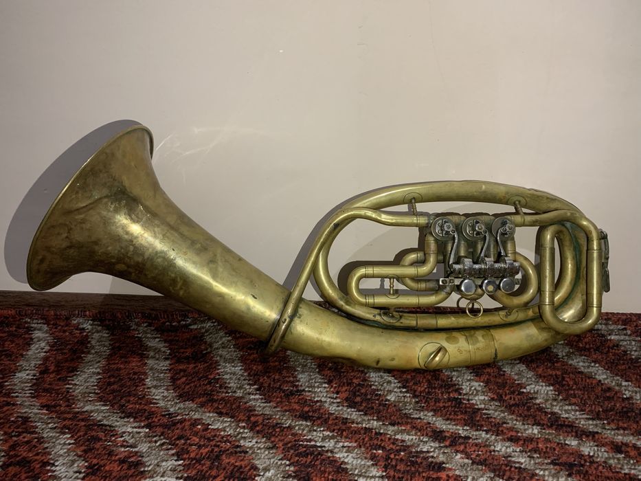 Тенор Музыкальный инструмент