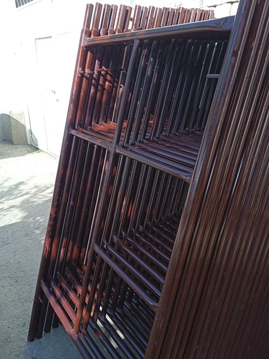 Леса ,  апаловка , арава ,  акаронка , лист  аренда