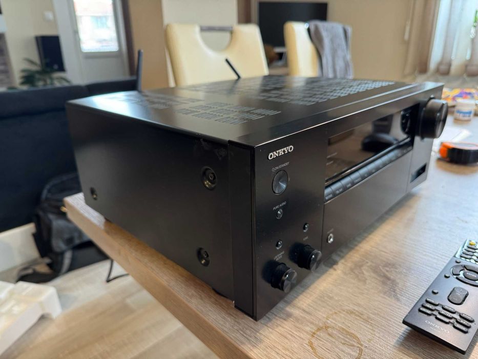 Продавам чудесен ресийвър (AV Receiver) за домашно кино ONKIO TX-NR686