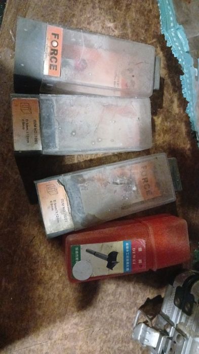 Продам фрезы срочно