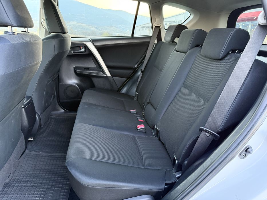 Toyota RAV 4 2.0 D-4D 126к.с 2015г. AWD 4X4