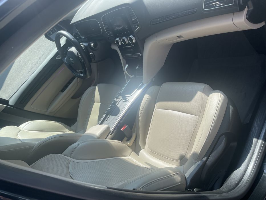 Renault Megane Sedan 1.3 TCe 140 CP EDC TVA deductibil