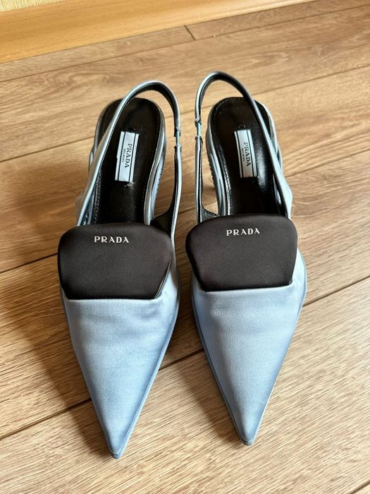 Prada сандали сатен