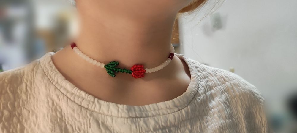 Брошка Лале-мартеница