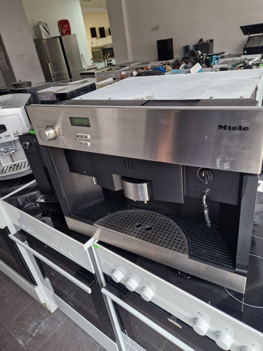 Кафемашина за вграждане Miele