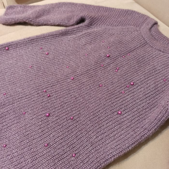 Продам красивый свитер