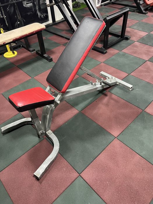 Скамья наклонная