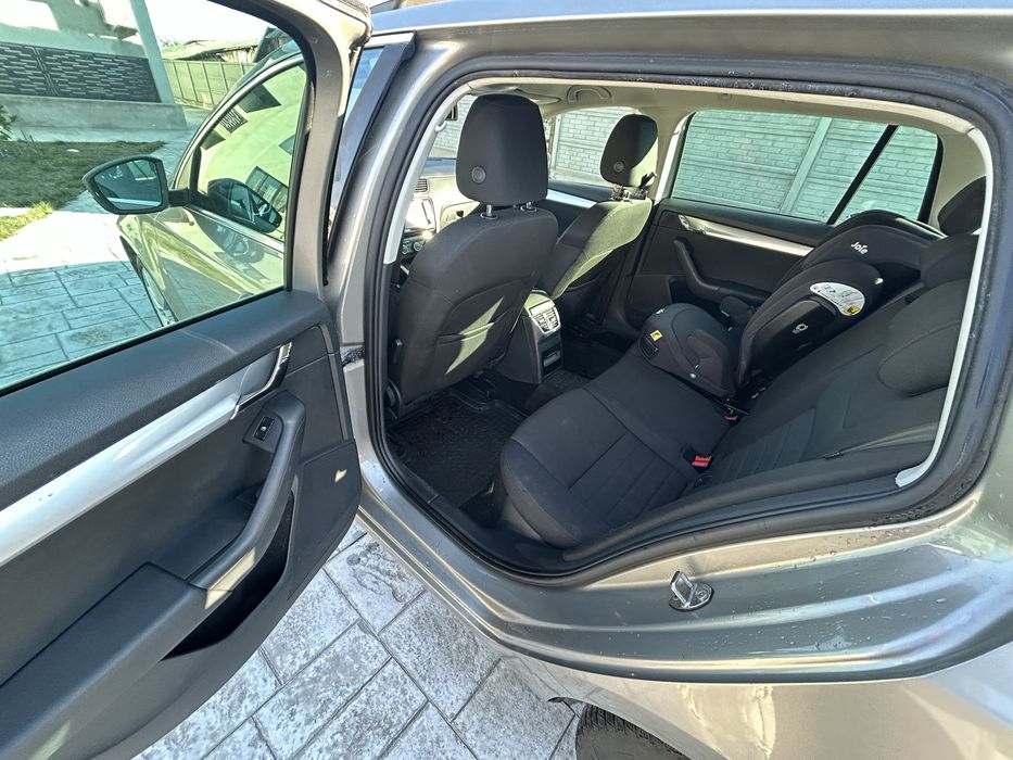 Skoda Octavia III - 1.6 TDI 2014 Cutie manuala