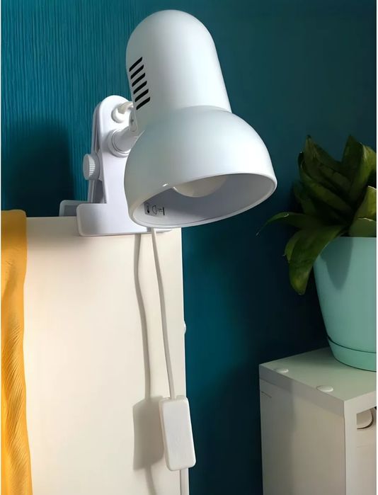 Светильник на пришепке