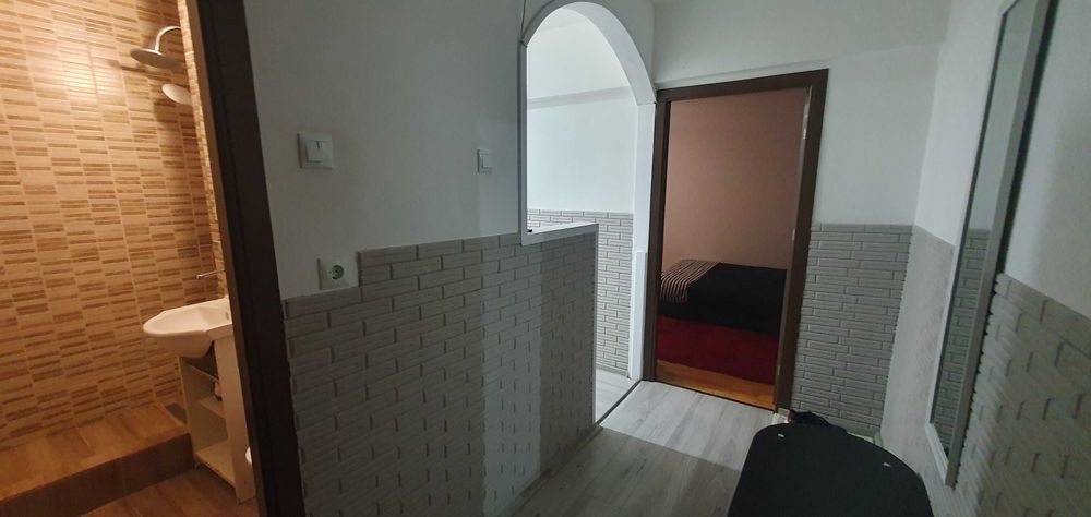 Închiriez apartament 1 cameră spațios (35 mp), str. Cutezanței (Darina), vedere spre pădure