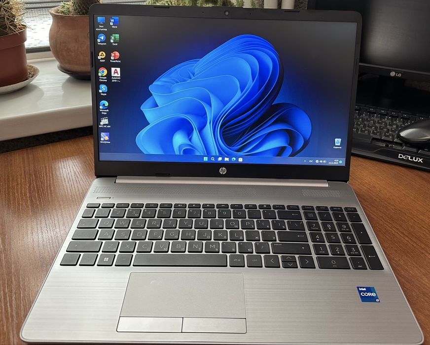 Ноутбук HP 250 G9 i7