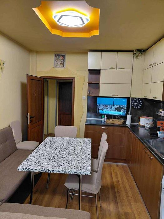 Тристаен апартамент под наем в кв. Мараша