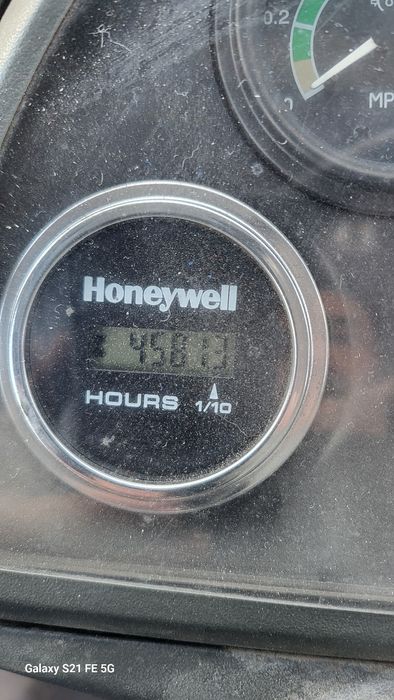 Фронтальный погрузчик XCMG LV300