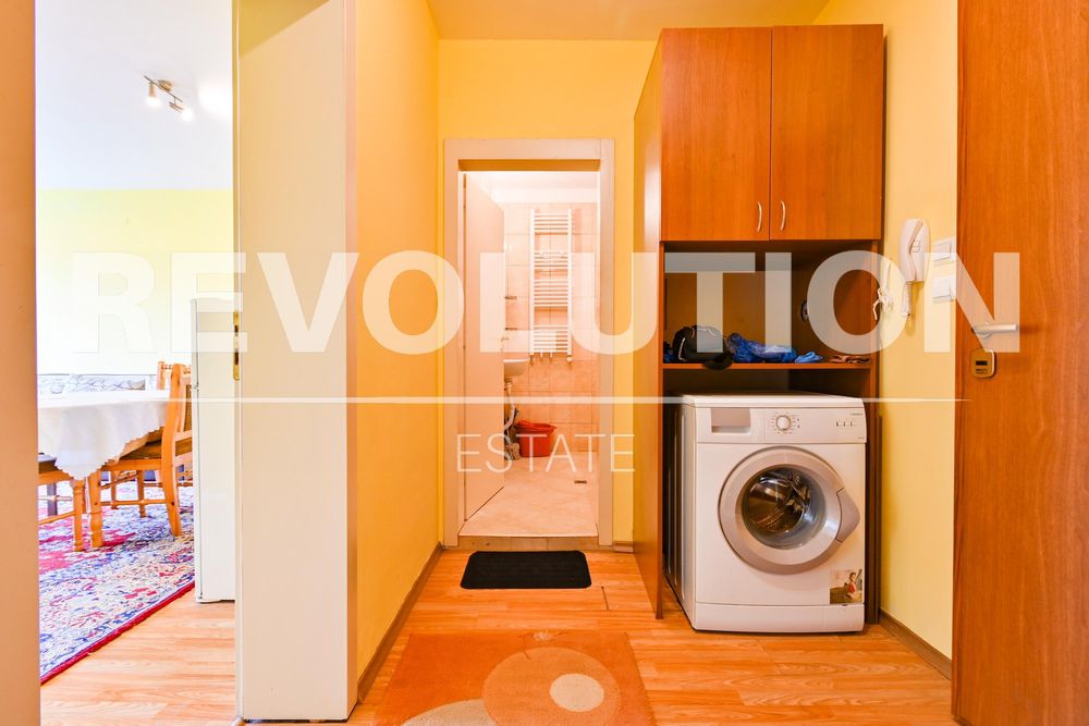 Дава се под наем Двустаен апартамент в София, Стрелбище - 75 кв.м за 598.23 € - Снимка #7