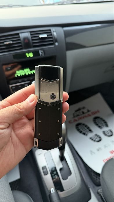 Vertu Signature!
