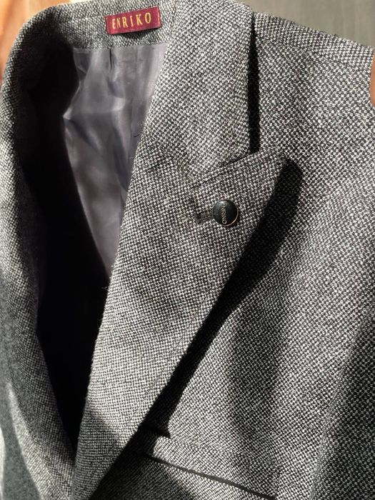 Серый пиджак мужской