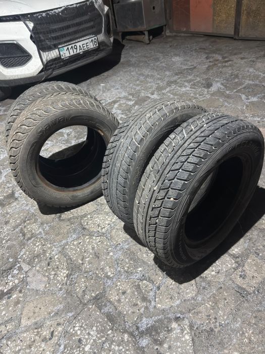 Продам зимние шины