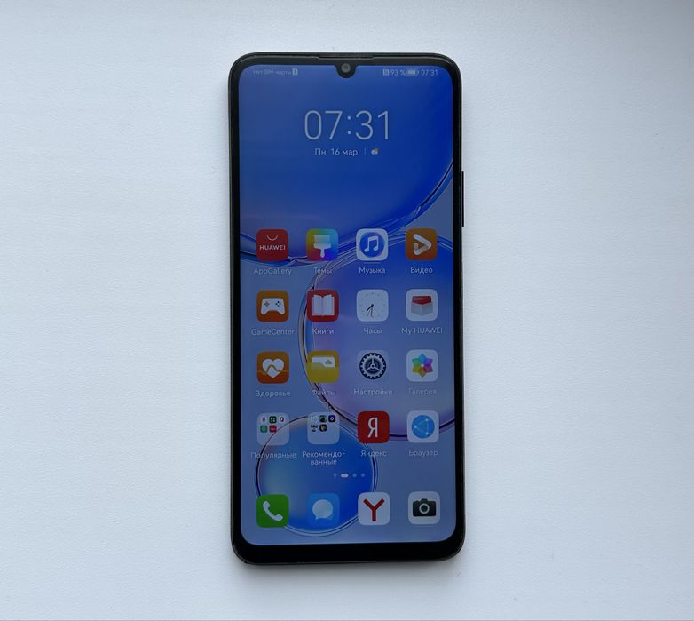 Huawei Nova Y73