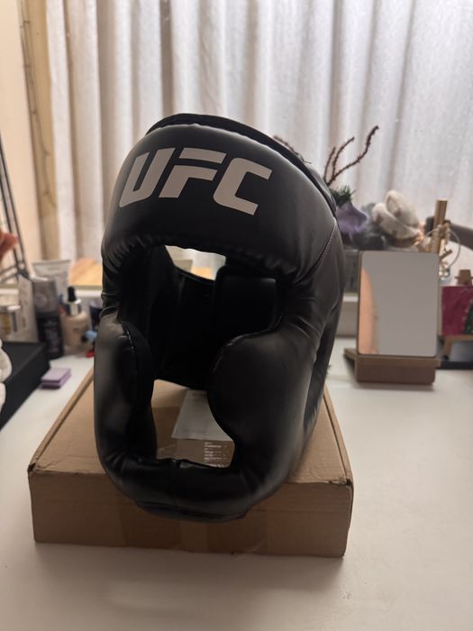 Шлем для бокса , в отличном состоянии