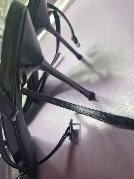 Босоножки женские