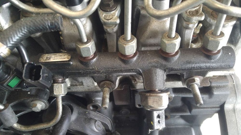 rampa injectoare 1.5 d k9k mercedes a-class w176  8201225030