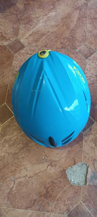 Детска ски каска и ръкавици