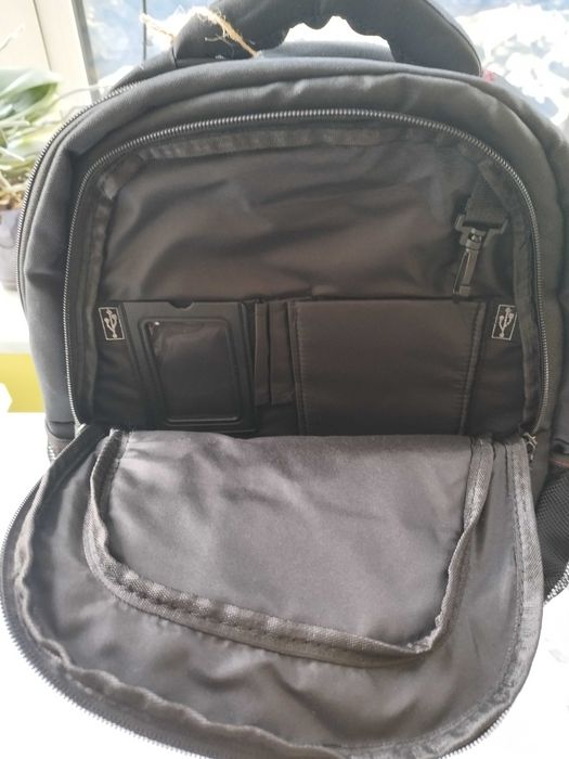 Раница за лаптоп 15.6" Monolith